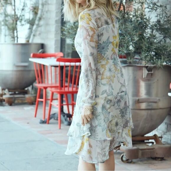 Cupcakes and Cashmere Floral Chiffon Tiered Lined Long Sleeve Midi Dress Size 4 - Picture 9 of 15